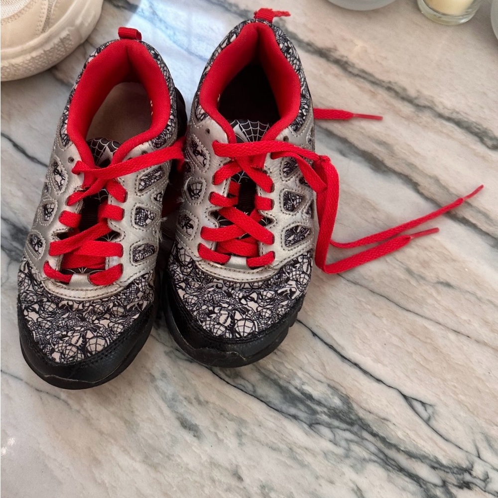 Reebok Kids Sneakers - Black, Red, and White Size 13